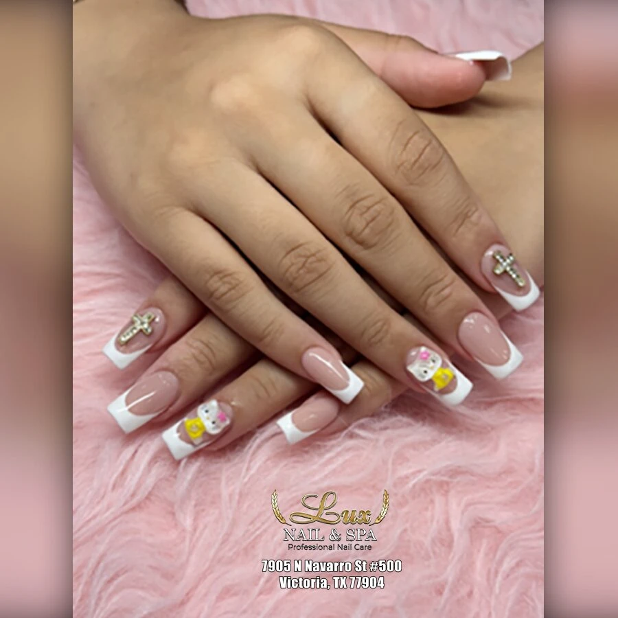 Lux Nails & Spa Victoria, Texas 77904